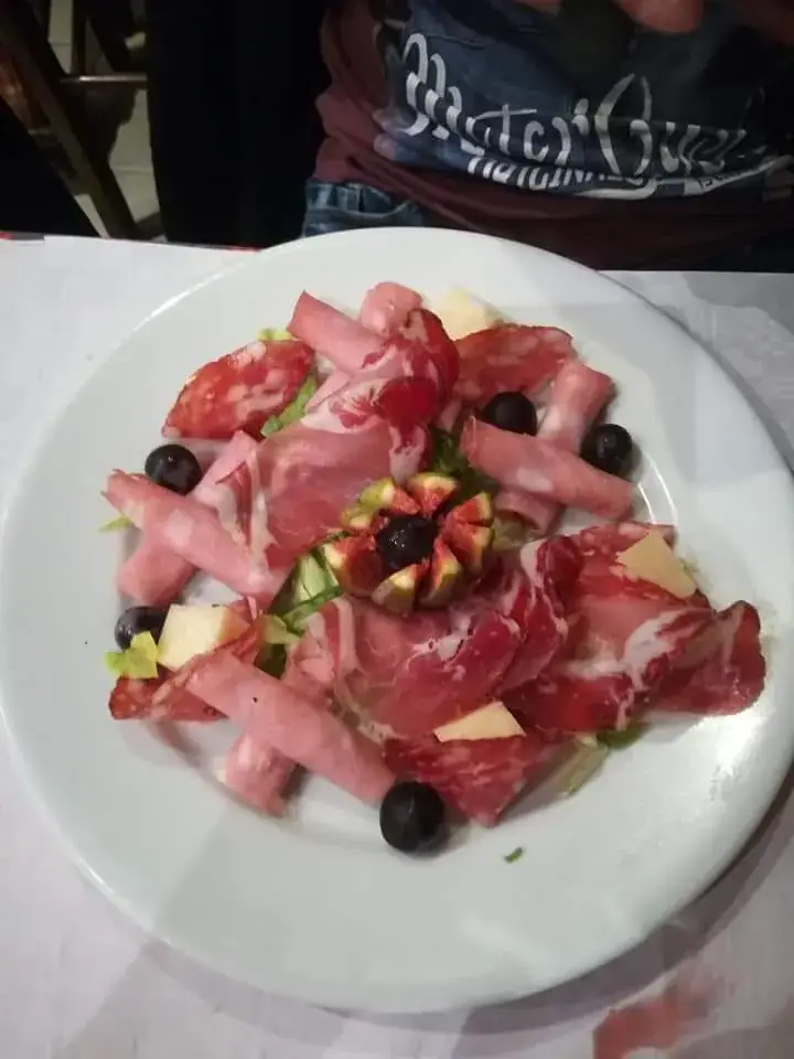 Sabrina Ladang_Restaurant de la gare 