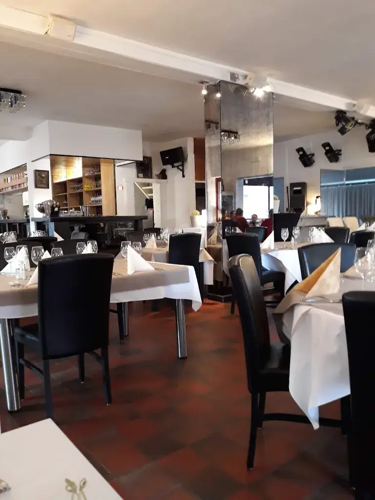 Le Bergerac restaurant in Fontaine-l'Évêque