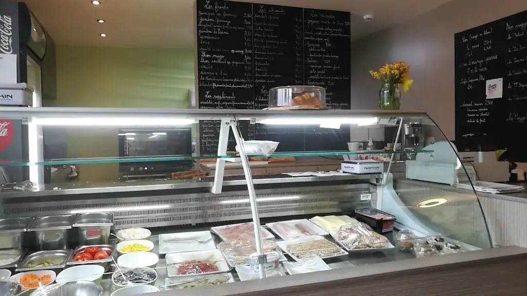 La Pomme De Pain Restaurant in Anderlues