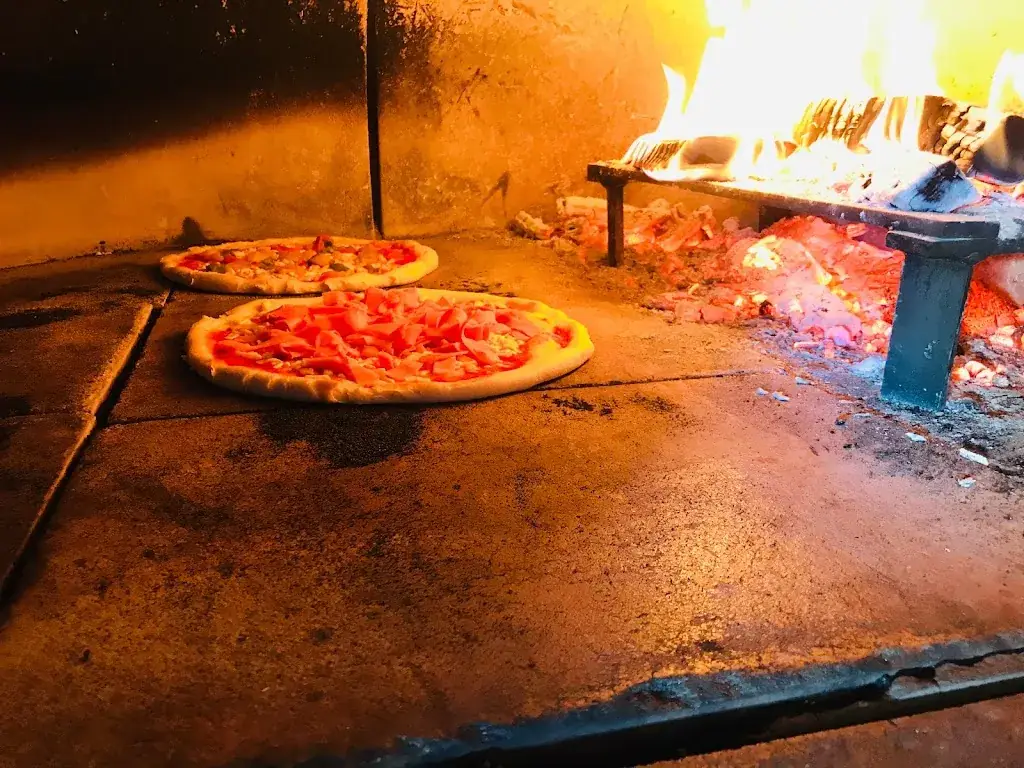 Menü_CENTRO PIZZA_Anderlues_Bild_4