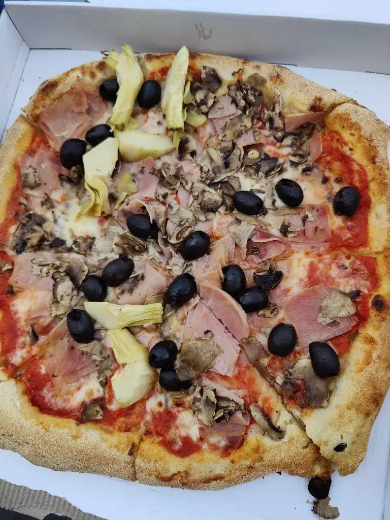 Menü_CENTRO PIZZA_Anderlues_Bild_9