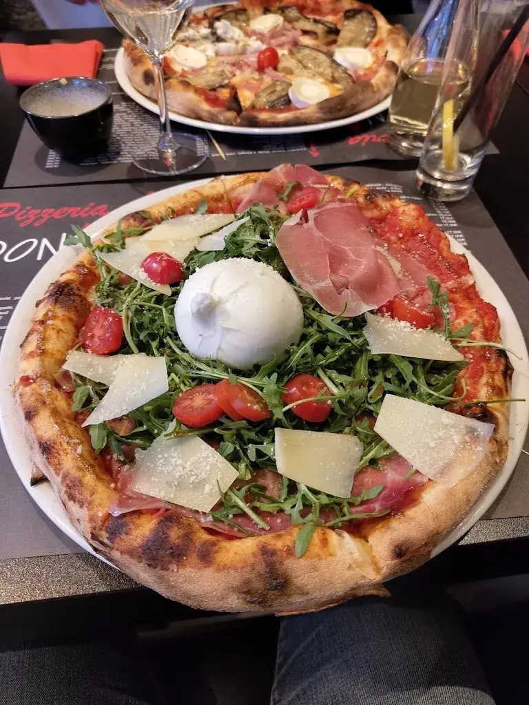 Tri Mai_Pizzeria Doni_Andenne_review