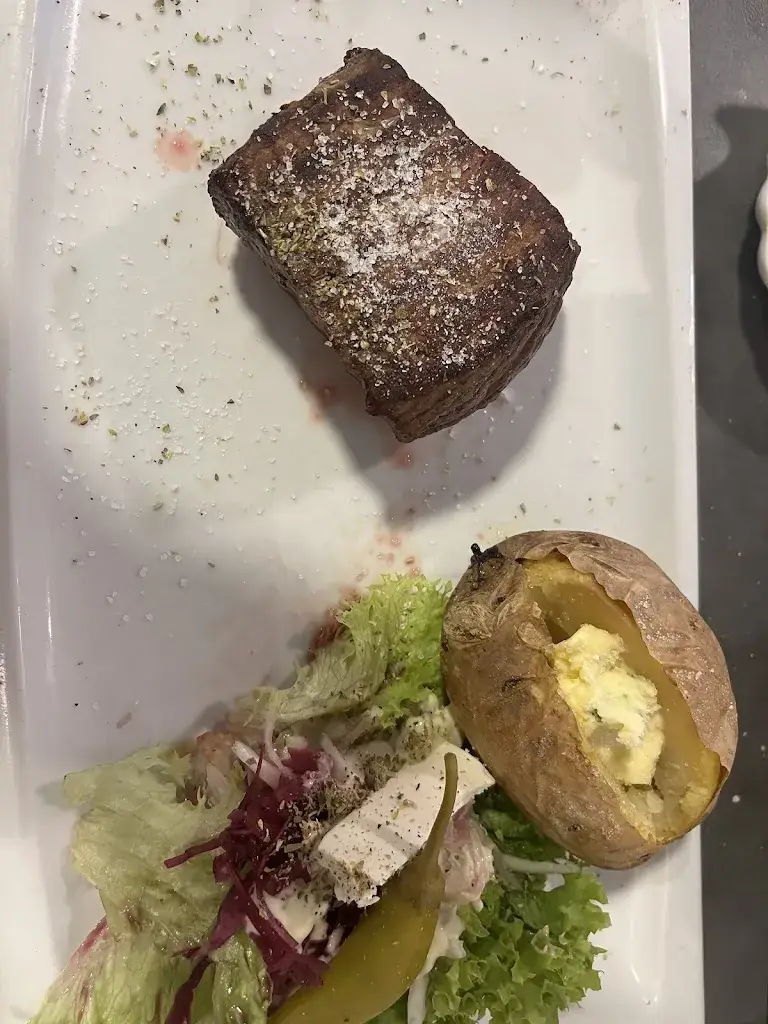 Miriam Deliu_Syrtaki Andenne_Andenne_review