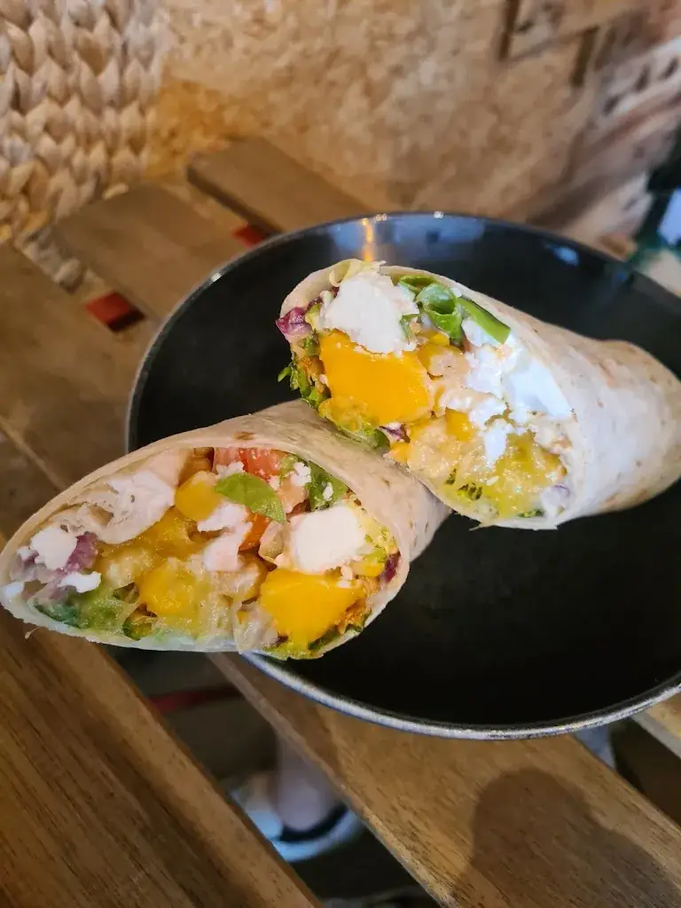 Kelly Brpsn_Eat's Poké Time_Andenne_avis