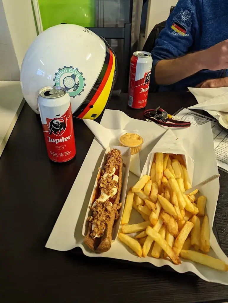 Menü_Friterie De La Gare Nameche_Andenne_Bild_3