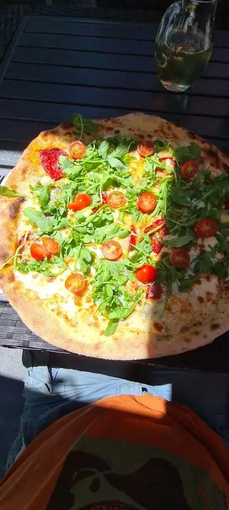 Régis Baccaro_Les Mimosas_Fernelmont_review