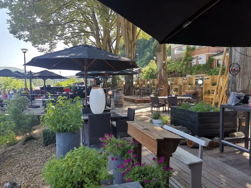 Moma Resto Restaurant in Anhée