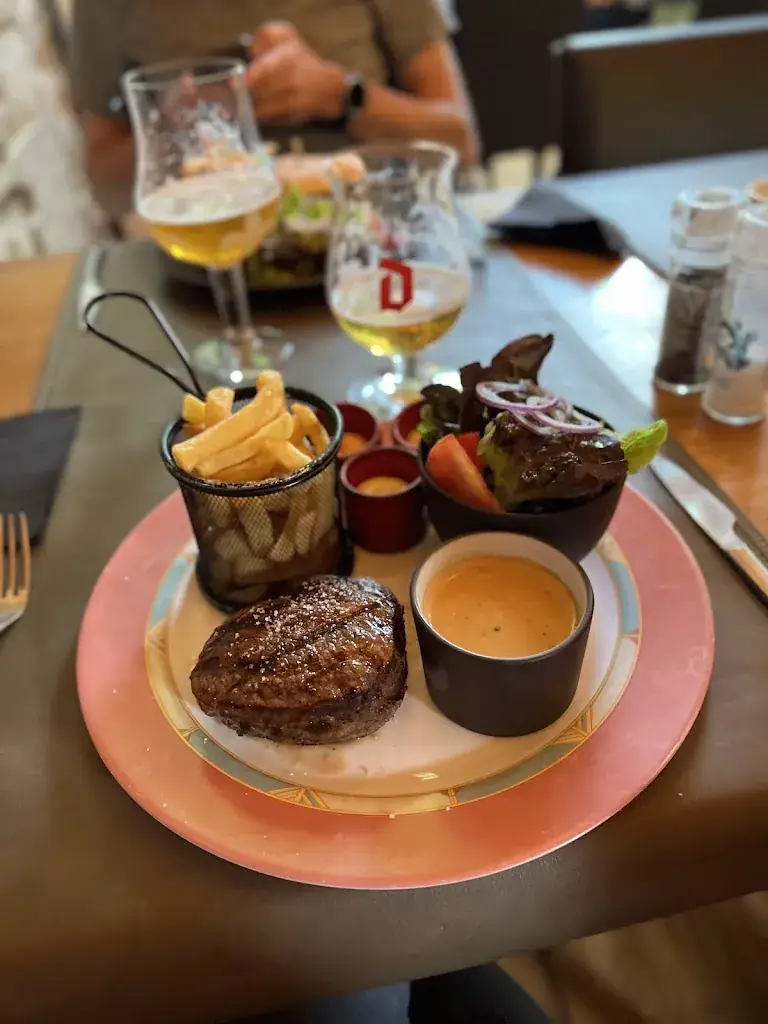 Thomas Appelmans_The Brothers Molignée_Anhée_avis