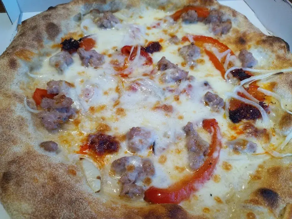 Emmanuel Godefroid_Pizzeria Lievità_Anhée_review