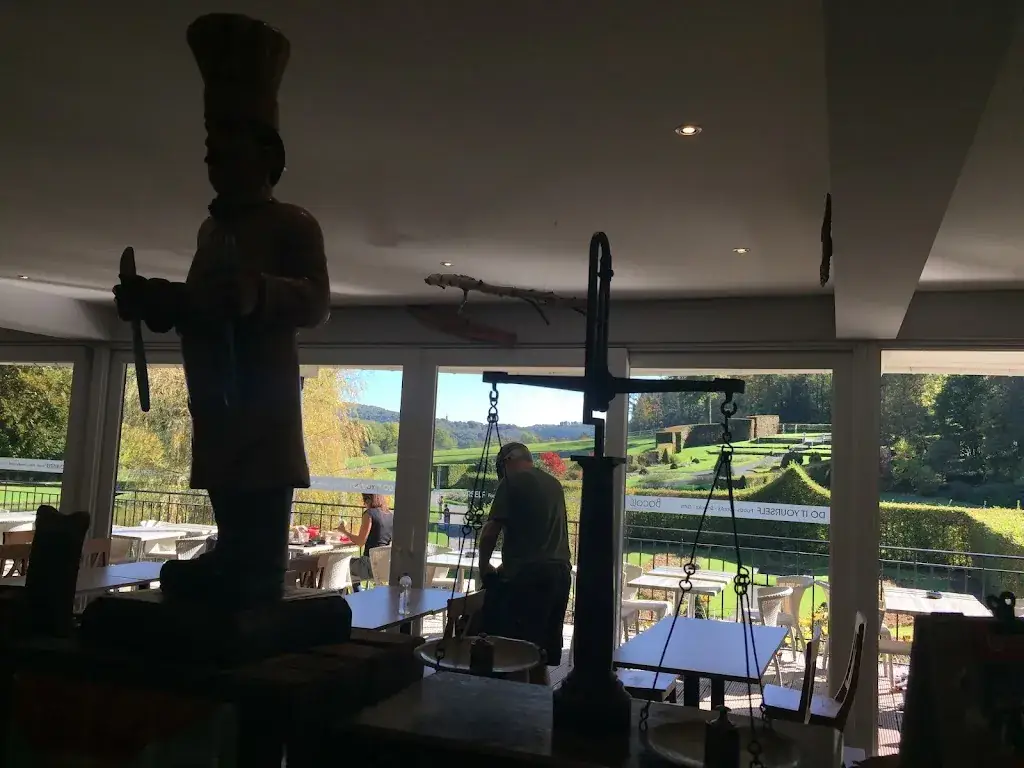 Cheri V_Bocow_Anhée_review