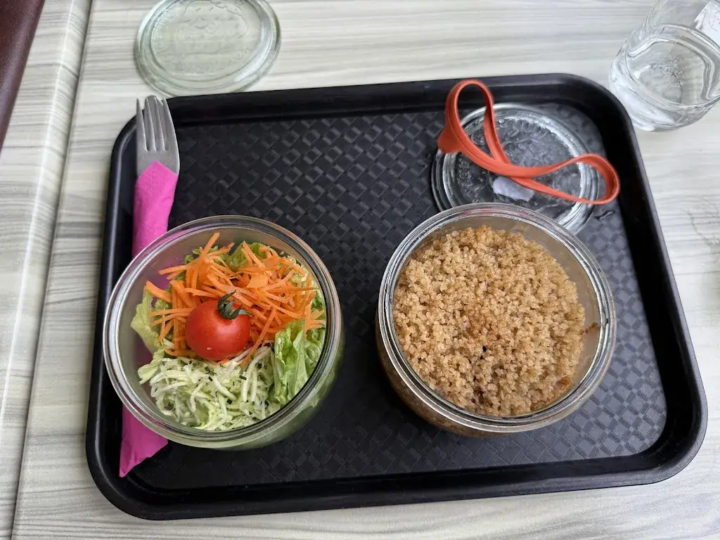 Stephanie Tang_Bocow_Anhée_review