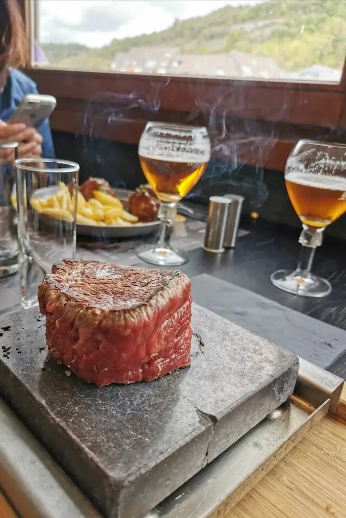 Le Café Ardennais_Dinant_slider_image_3