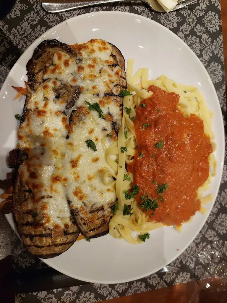 Therese rouss_Pizzeria La Madonna_Antoing_review