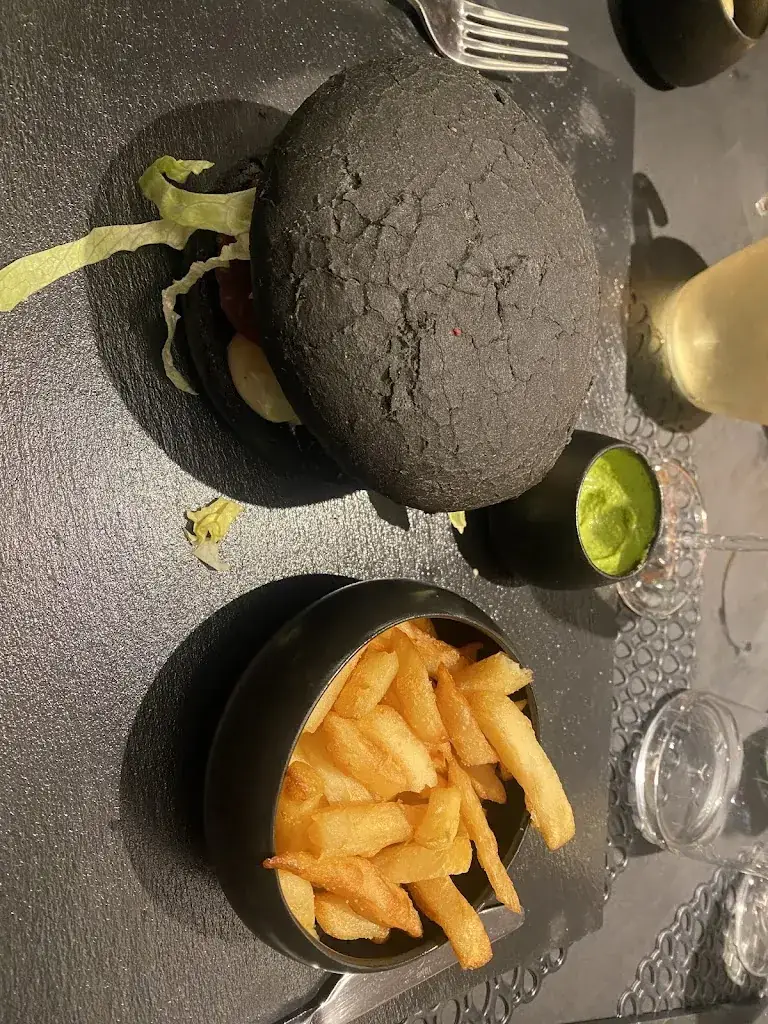 Elsa Moreaux_La Passerelle Restaurant_Antoing_review