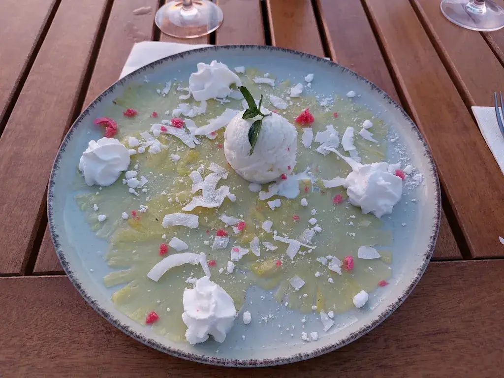 Judit Nemeth_La Maison_Antoing_Bewertung