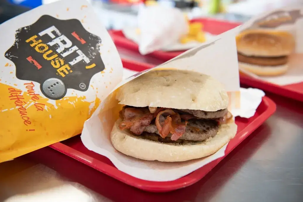 Frithousel Express Antoing_Antoing_slider_image_3