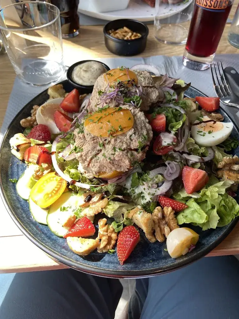 Barbaix Marie-Noelle_La Marina - Bar-restaurant du Port d'Antoing_Antoing_avis