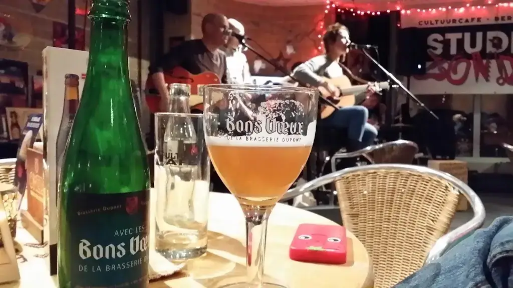 Jan Van Hee_Cultuurcafé_Berlare_Bewertung