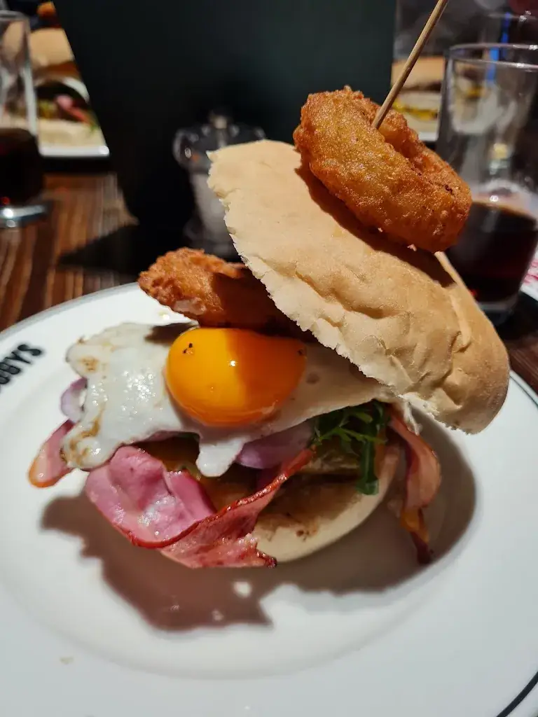 Noa Thys_HUGGYS Awans_Awans_review