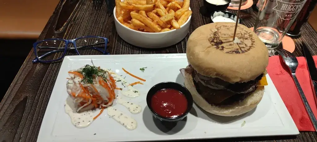 Kostas Sakellariou_HUGGYS Awans_Awans_review