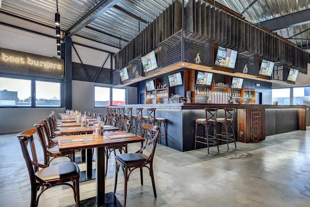 HUGGYS Awans Restaurant in Awans