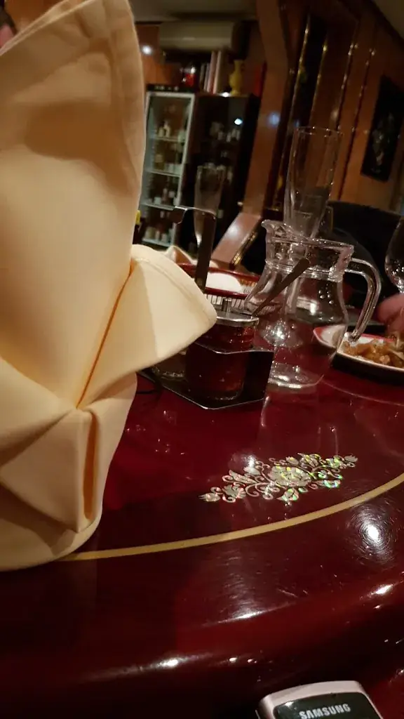 quentin neerdael_Chez Zhou_Awans_review