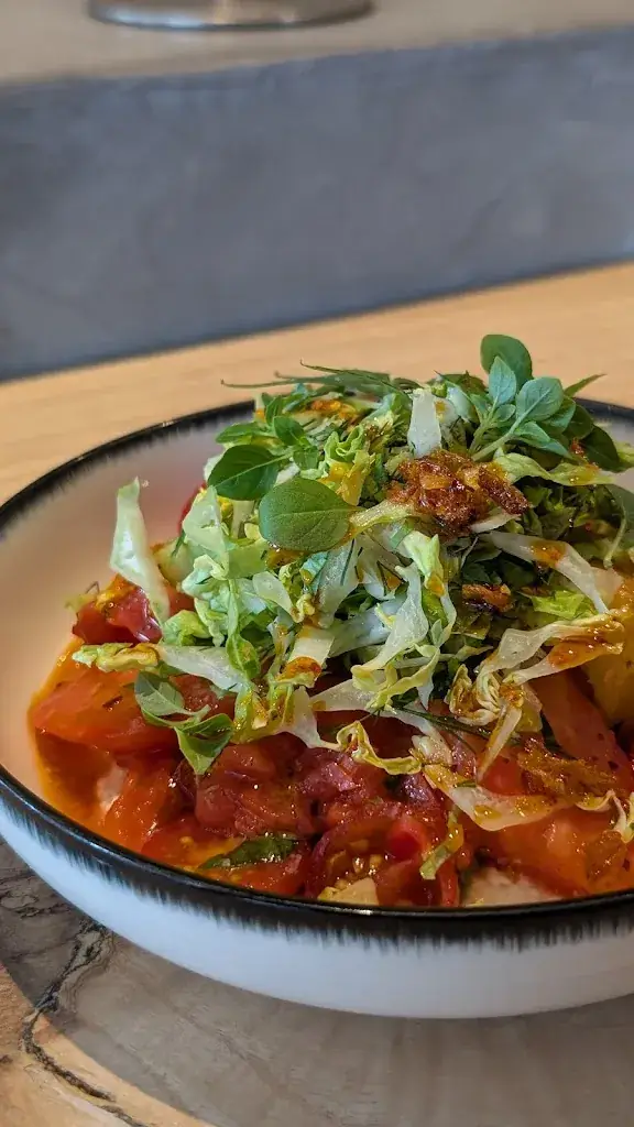 Diego Meza_and/or_Antwerpen_review