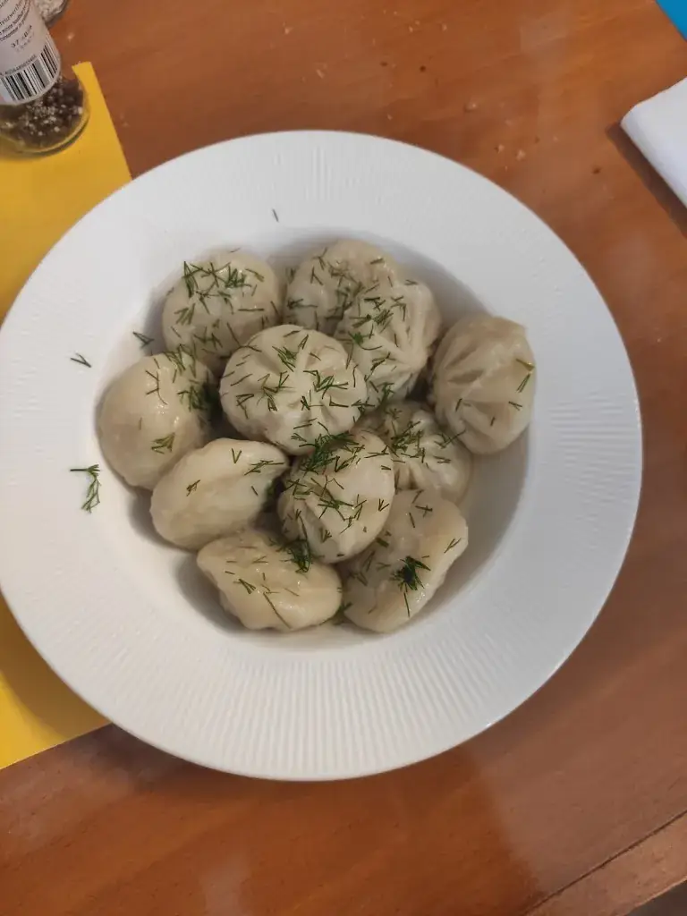 Nijat Yusufov_A La Marmite Ukrainienne - Arlon_Arlon_Bewertung