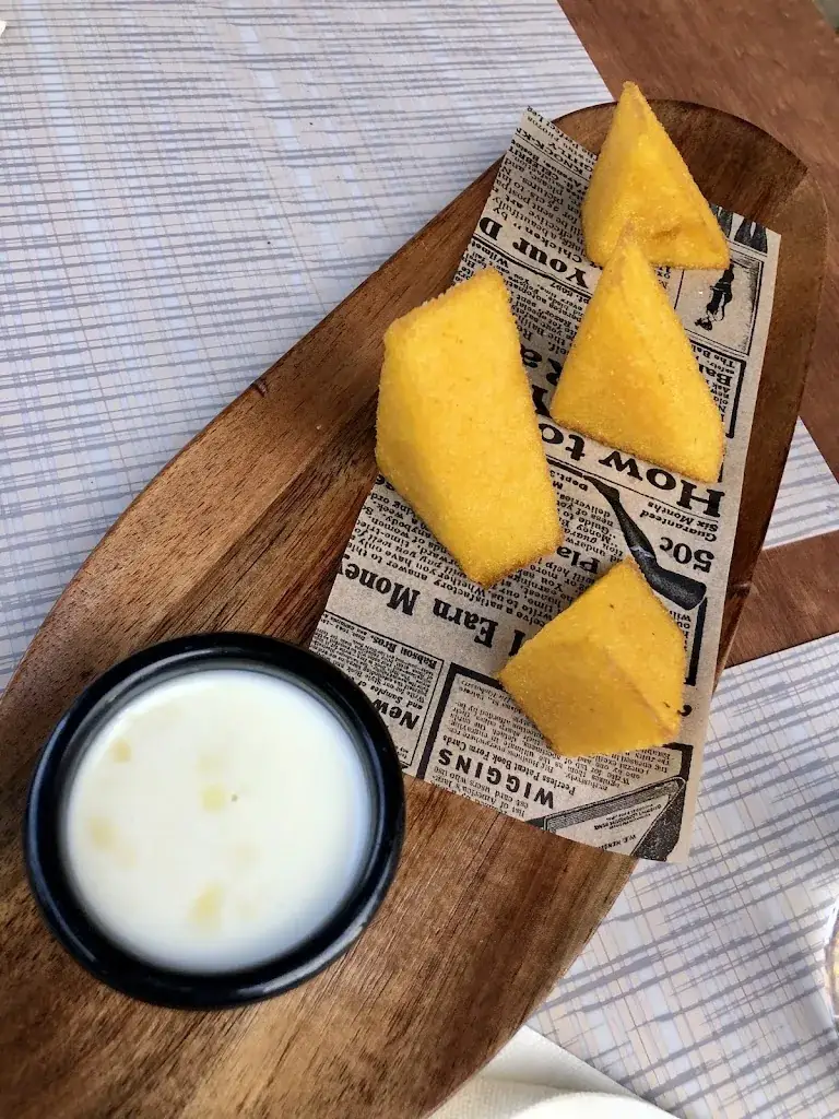 Tim Somers_Trulli Restaurant Pizzeria_Arlon_review