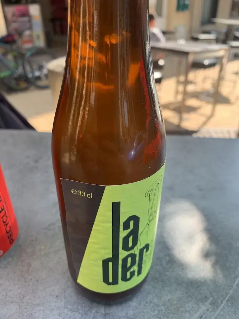 Maksim Lapo_Le Cocoon_Arlon_review