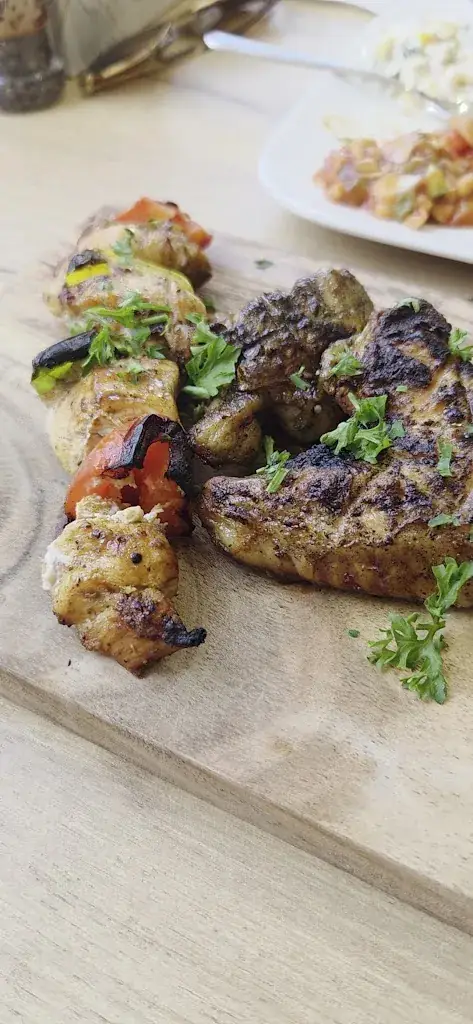 Sansabelle Restaurant_Arlon_slider_image_2