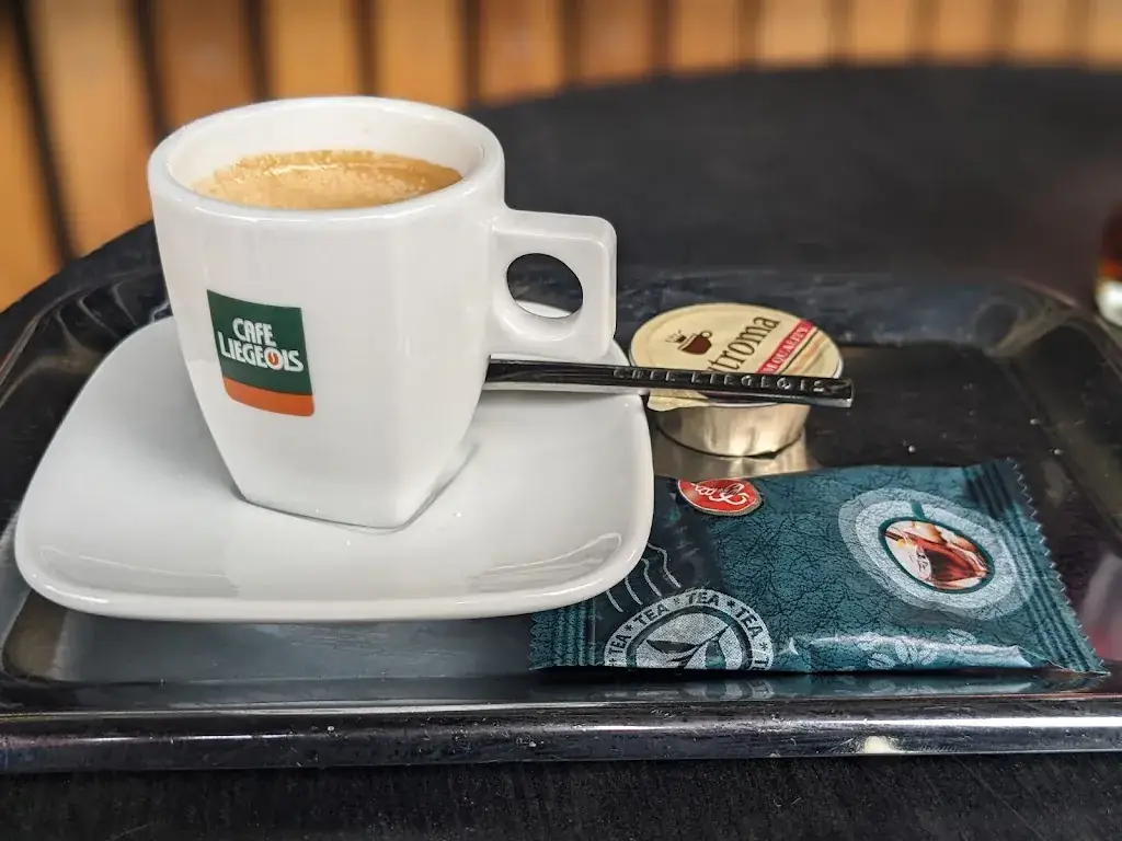 Thomas Kapunkt_Aux deux Frères_Aubel_review