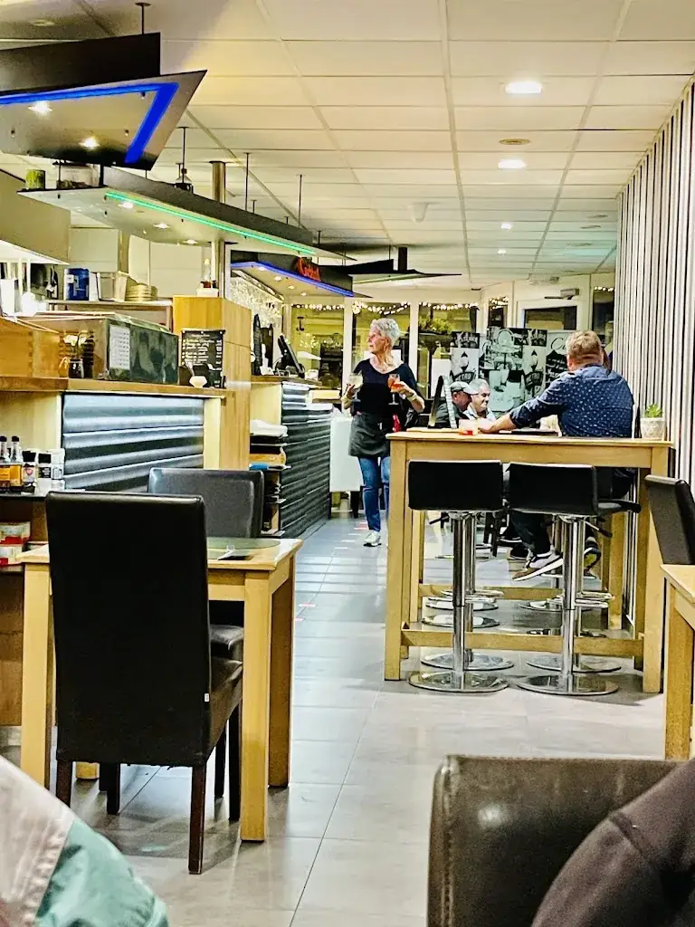 Aux deux Frères Restaurant in Aubel