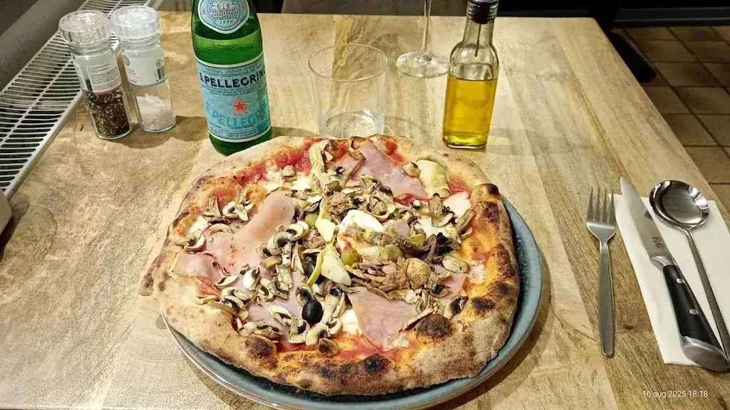 Restaurant La Scala_Aubel_slider_image_2