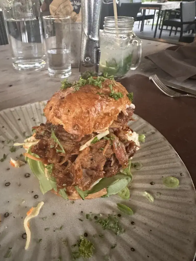 Paul Wakefield_Common Sense_Bilzen-Hoeselt_review