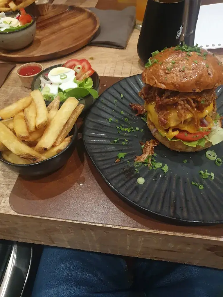 Ben Thijs_Common Sense_Bilzen-Hoeselt_review