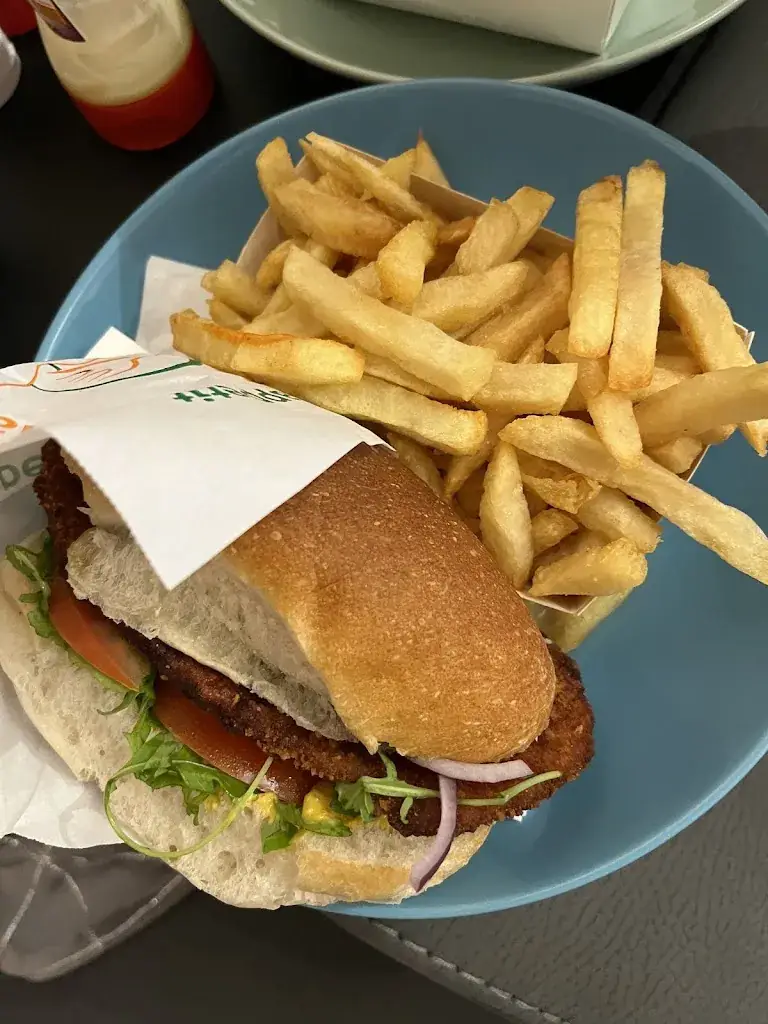 Friterie de La Tour Restaurant in Aubange