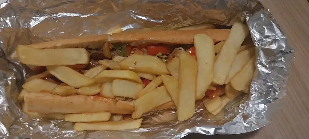 Melissa Georgen_Pizzeria Emalen_Aubange_review