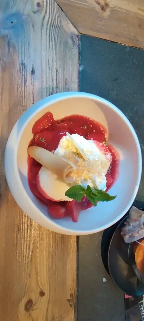 Titus V_Het Magazijn_Bilzen-Hoeselt_review