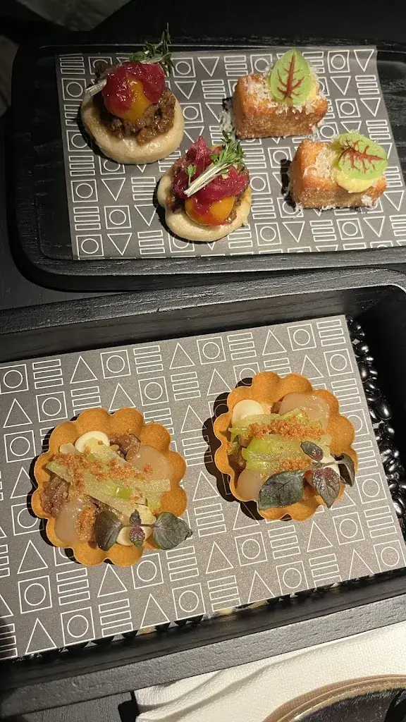 Ingrid Schaffrath_Antoine - Eigensinnige Küche_Eupen_review