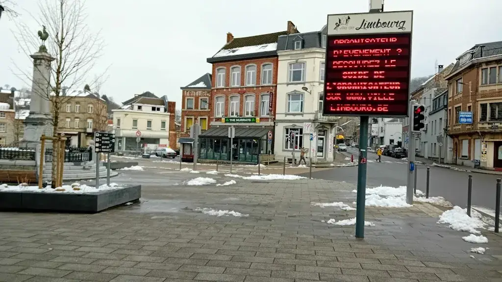 The Murrays_Limbourg_slider_image_3