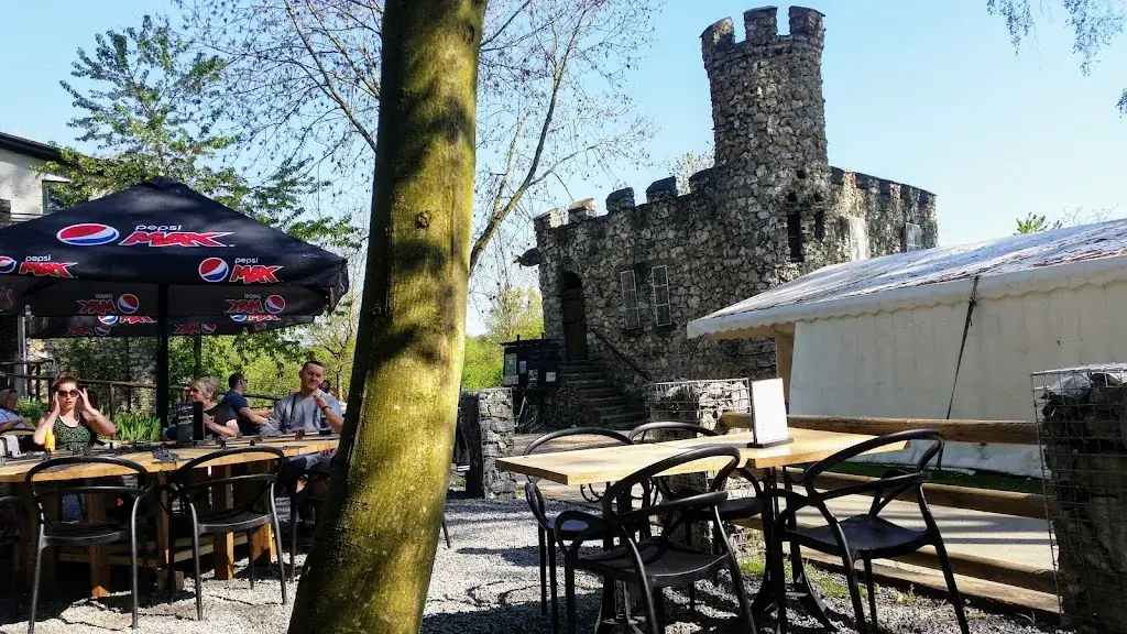 Le Moulin du Broukay restaurant in Bassenge