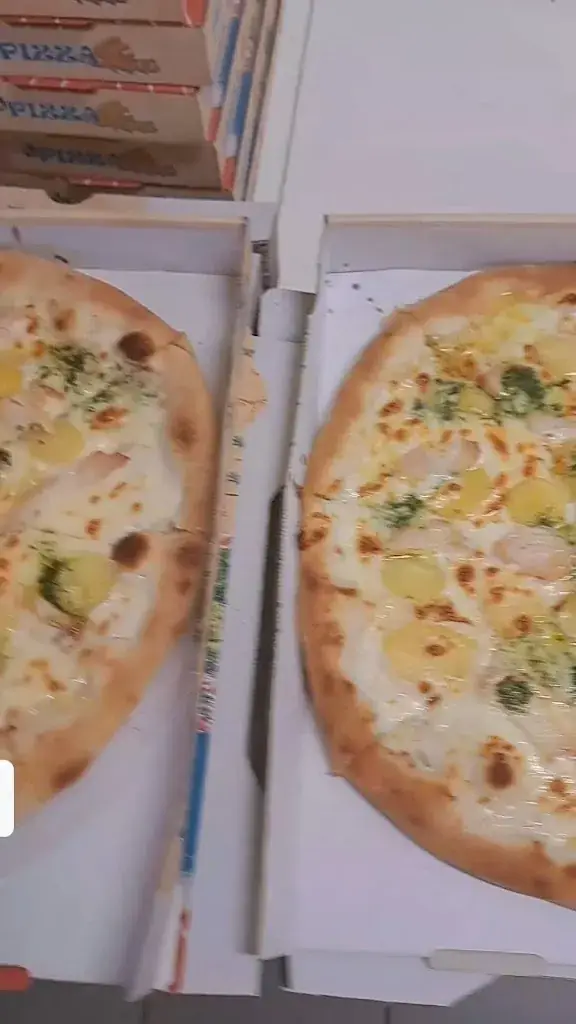 Menu_Pizzeria La Vallée_Bassenge_image_5