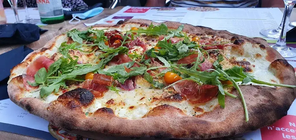 Alexander R_Alla Dolce Vita_Bastogne_review