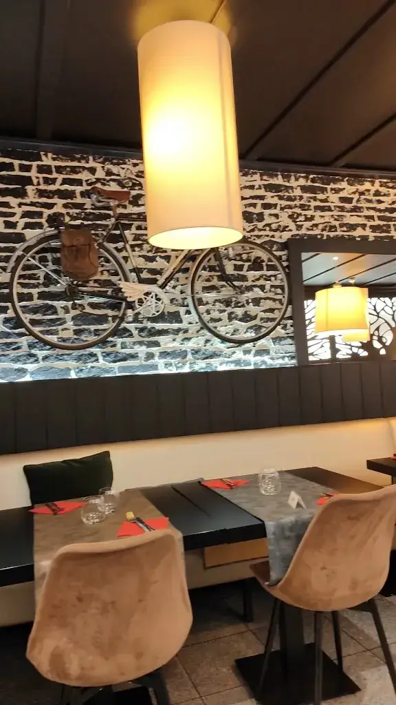 Le Vintage_Bastogne_slider_image_2