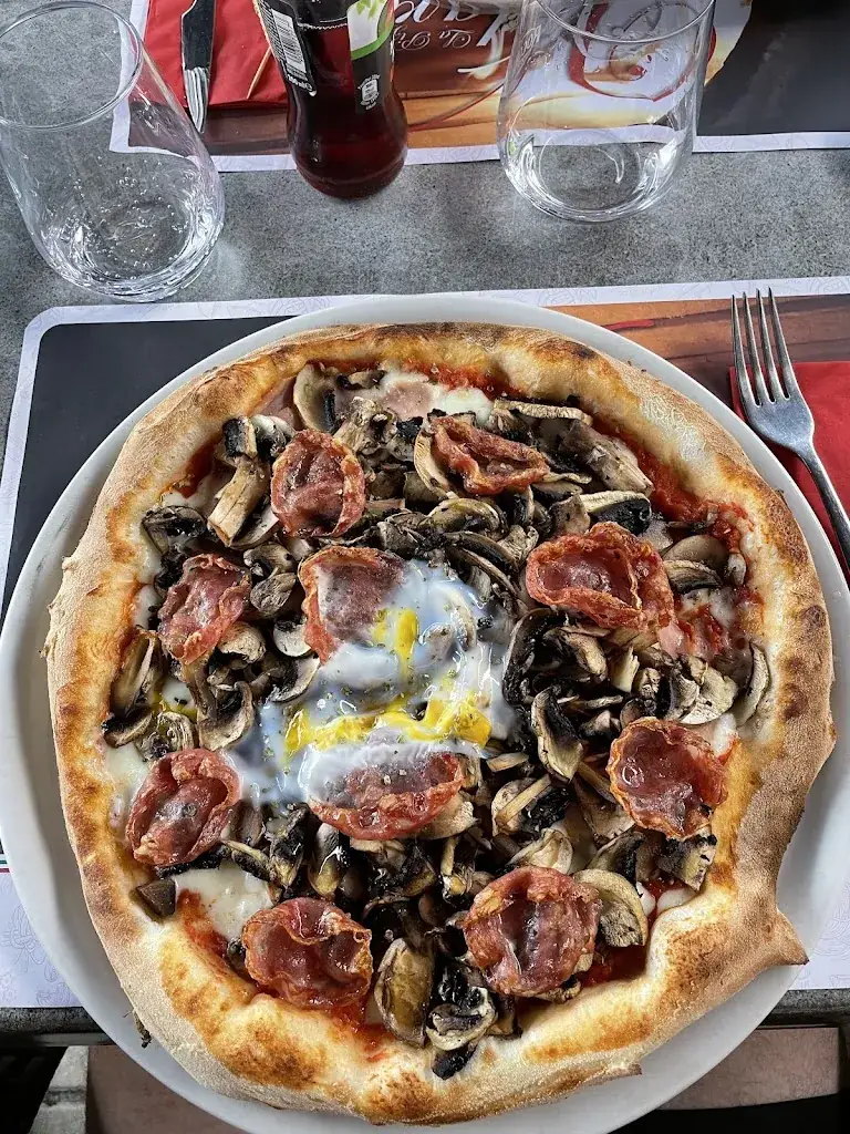 Lars Delsupehe_La Pizzeria Volare_Beauvechain_avis