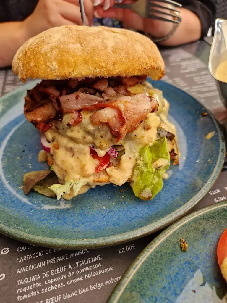 Biran(Au)_Beauraing_slider_image_3