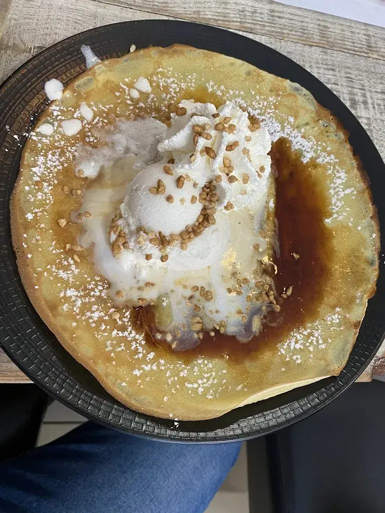 Carlos Rodrigues_La malle aux délices_Beauraing_reseña