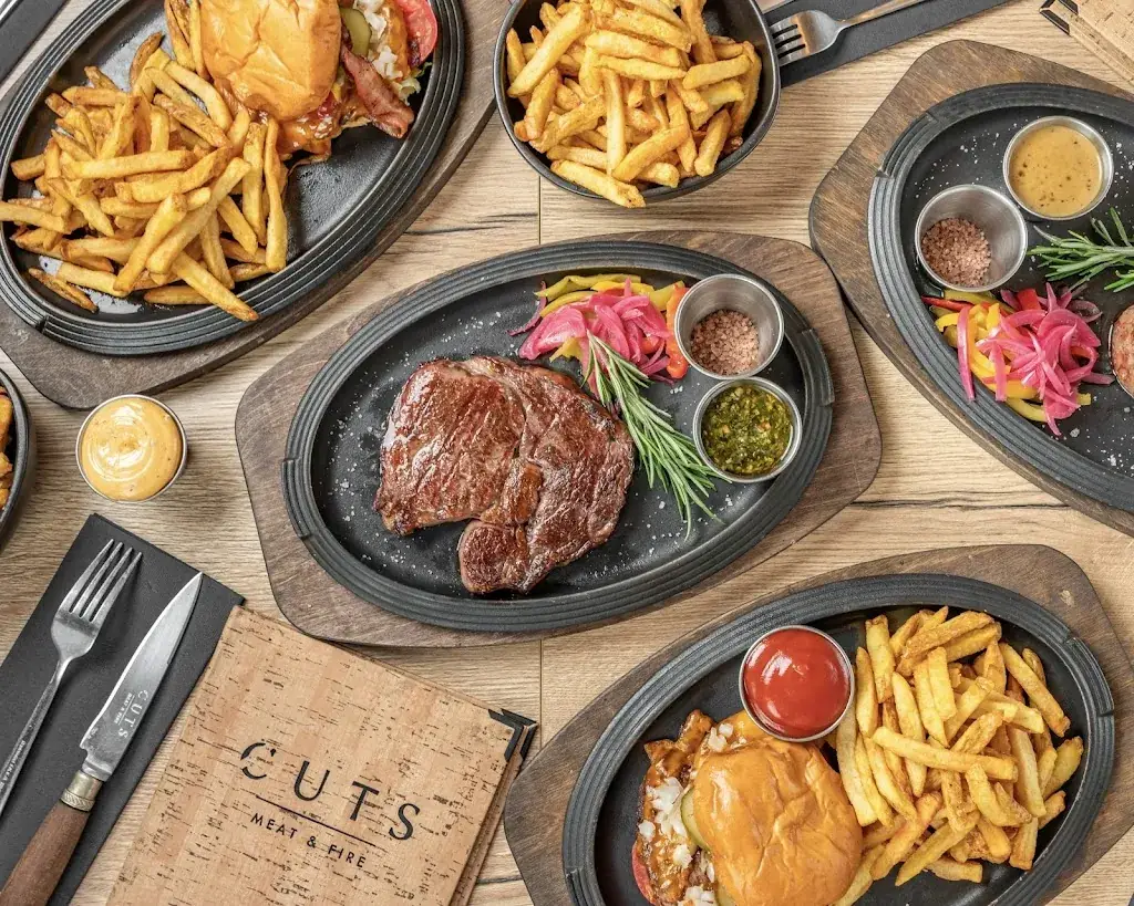 CUTS Meat & Fire_Lasne_slider_image_3