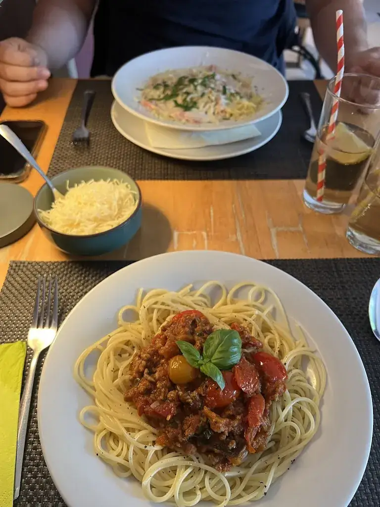 Bolo_Lasne_slider_image_2